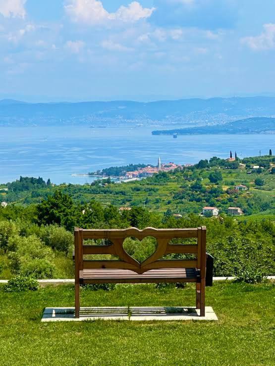 Apartmaji Melipu 1 Izola Exteriör bild